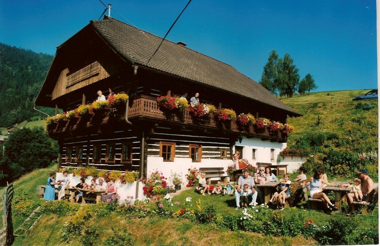 Bauernhof Oberfriessnig Villa Radenthein Ngoại thất bức ảnh